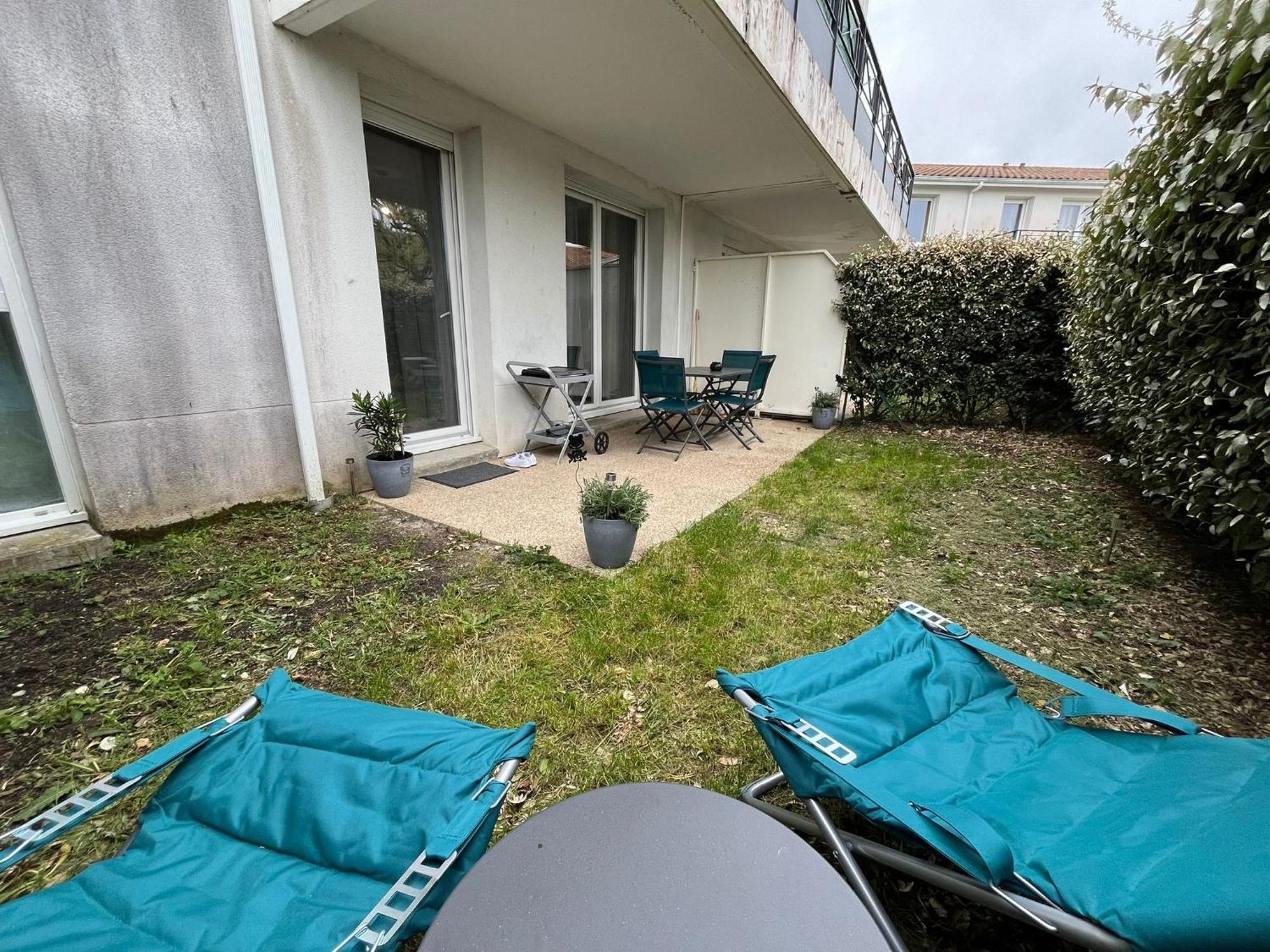 Appartement Avec Jardin A Rochefort Εξωτερικό φωτογραφία