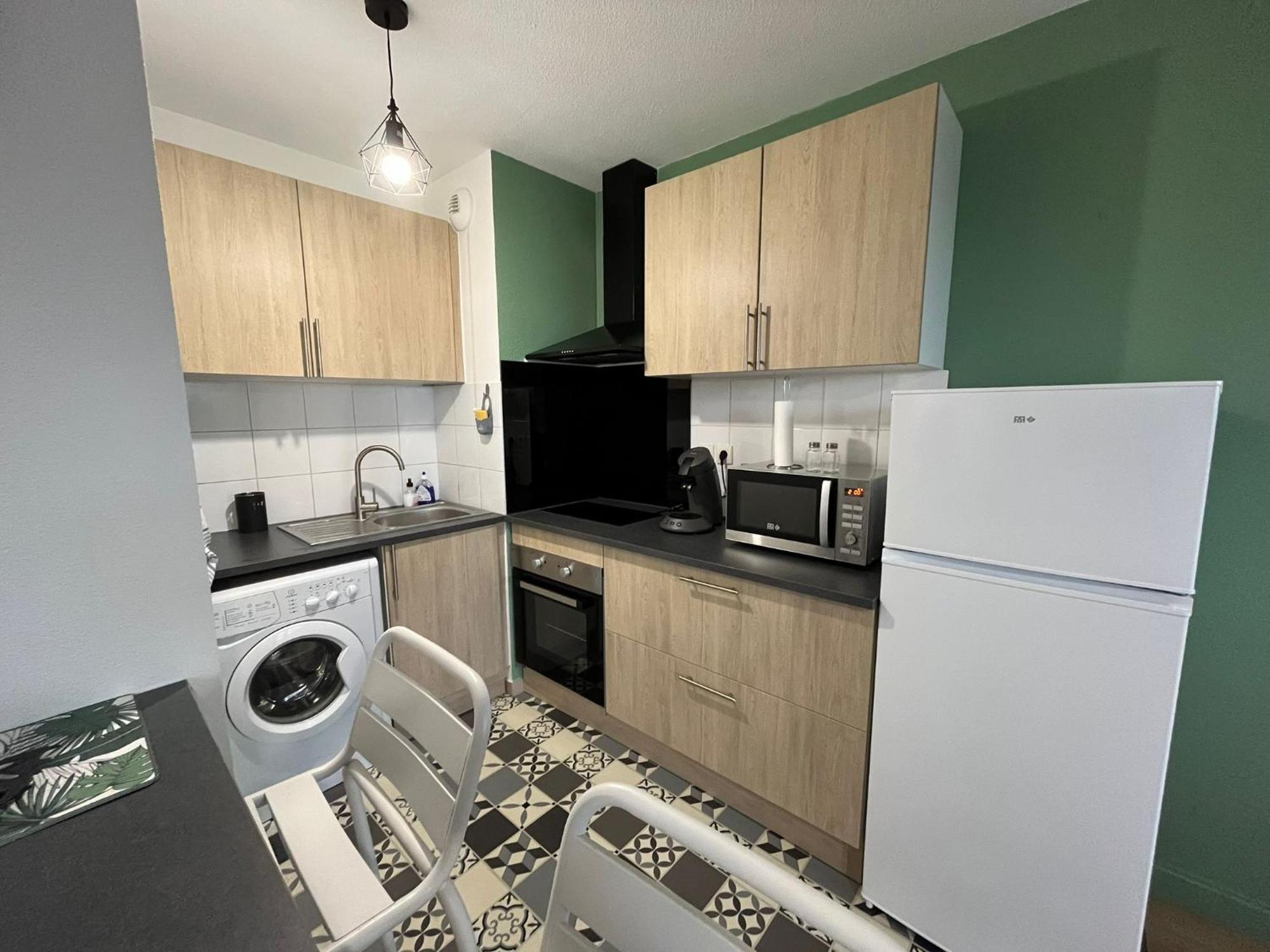 Appartement Avec Jardin A Rochefort Εξωτερικό φωτογραφία